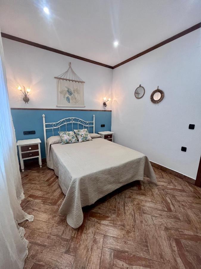 Апартаменты Casa Loli - Solo Familias Y Parejas Кониль-де-ла-Фронтера Экстерьер фото